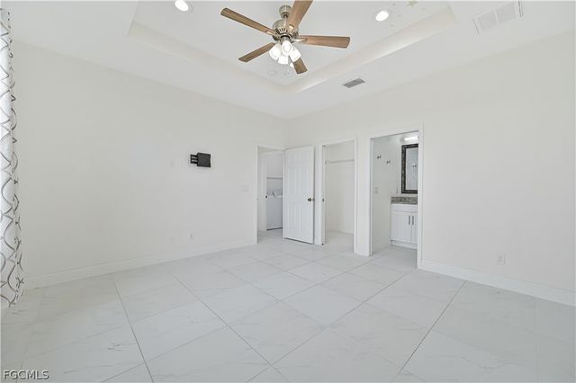 1102 NE 16th PL, Cape Coral, FL 33909