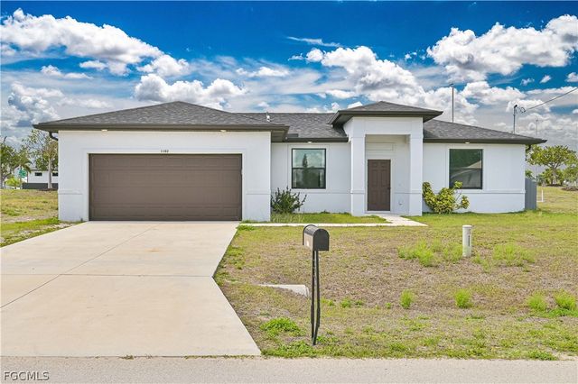 1102 NE 16th PL, Cape Coral, FL 33909