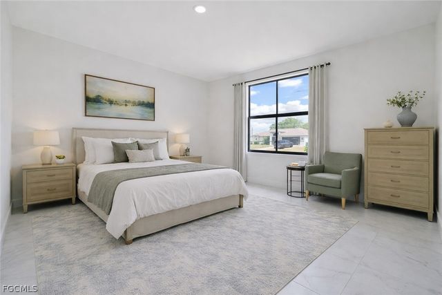 1102 NE 16th PL, Cape Coral, FL 33909