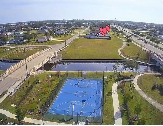 1102 NE 16th PL, Cape Coral, FL 33909