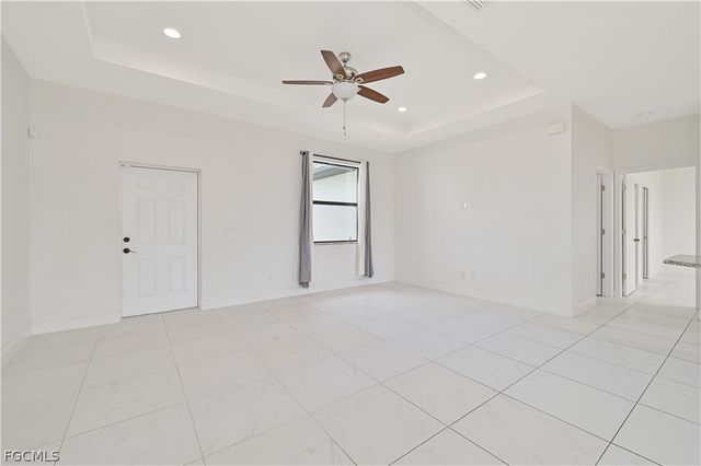 1102 NE 16th PL, Cape Coral, FL 33909