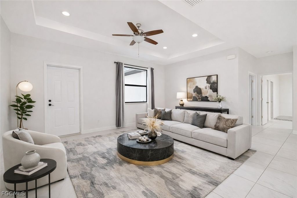 1102 NE 16th PL, Cape Coral, FL 33909