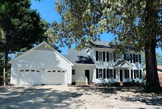 2012 Crossway Drive, Fayetteville, NC 28304