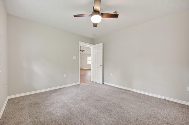 1007 W Cedar River Road, Conroe, TX 77316