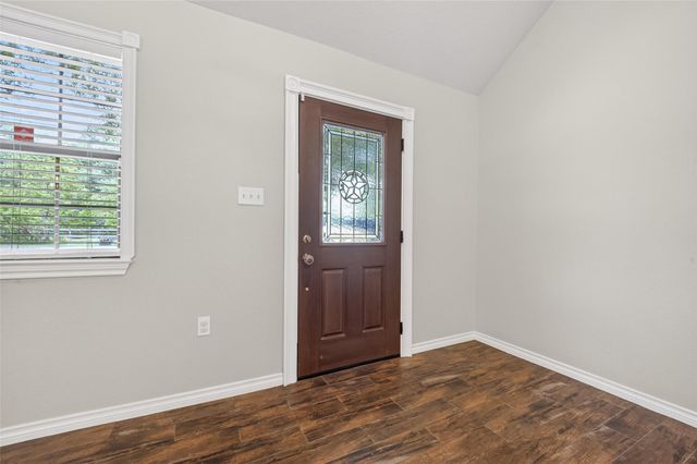 1007 W Cedar River Road, Conroe, TX 77316