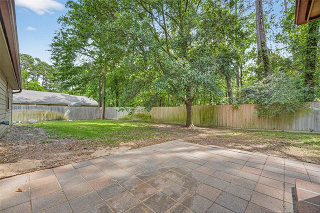 1007 W Cedar River Road, Conroe, TX 77316