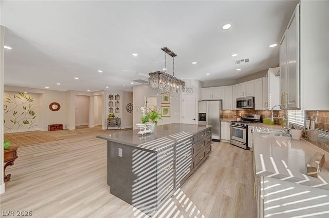 4589 Bersaglio Street, Las Vegas, NV 89135