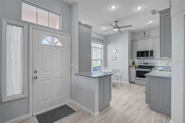 479 CATALINA ISLES CIRCLE 1, Venice, FL 34292