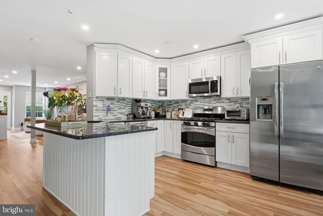 458 JASON DR, Southampton, PA 18966