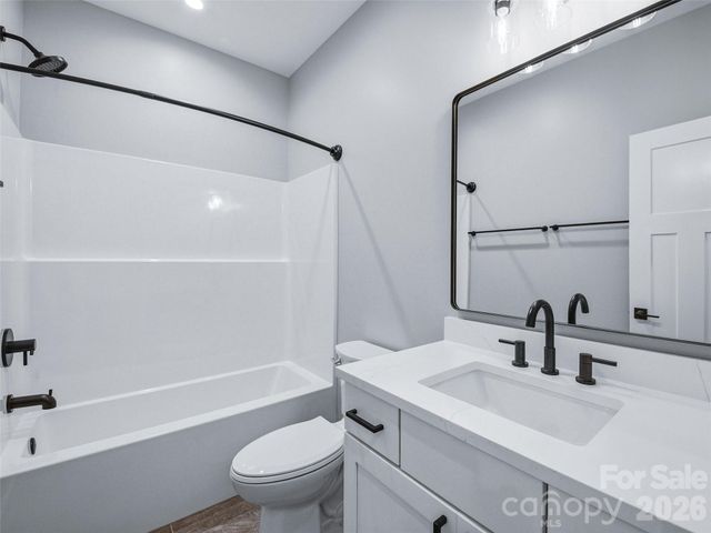 177 Shadow Run Road, Hendersonville, NC 28792