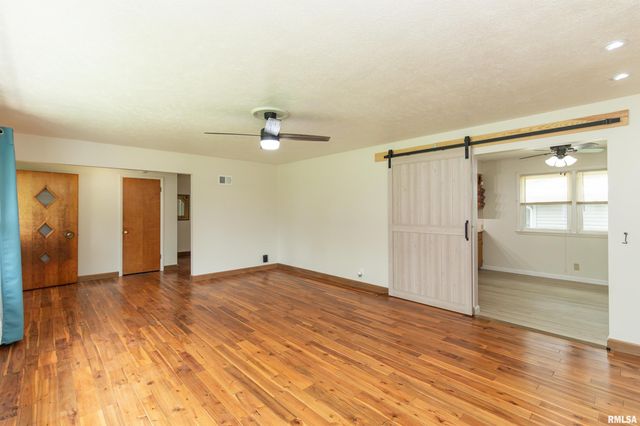1821 E SHADY OAK Drive, Peoria, IL 61614