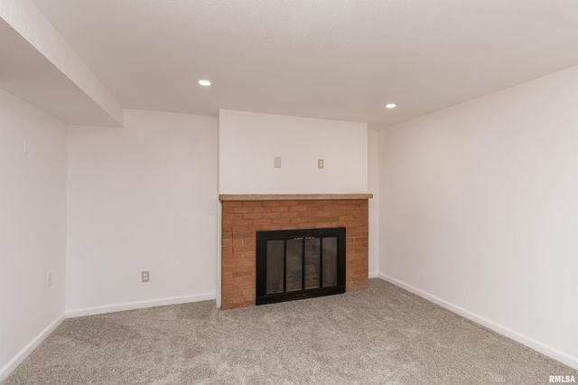 1821 E SHADY OAK Drive, Peoria, IL 61614