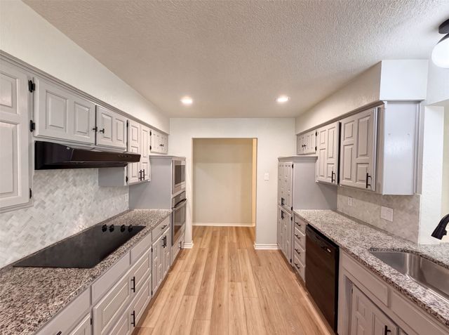 9 Muirfield Court, Trophy Club, TX 76262
