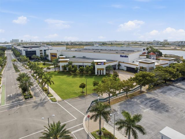 3000 S Course Drive 201, Pompano Beach, FL 33069