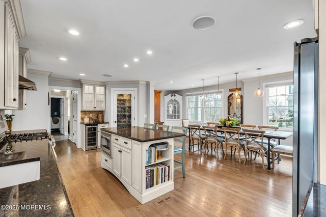 2 Cranmoor Drive, Toms River, NJ 08753