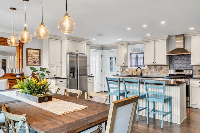 2 Cranmoor Drive, Toms River, NJ 08753