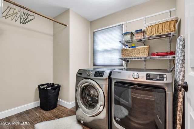 2 Cranmoor Drive, Toms River, NJ 08753