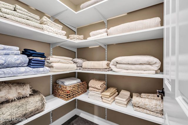 2 Cranmoor Drive, Toms River, NJ 08753