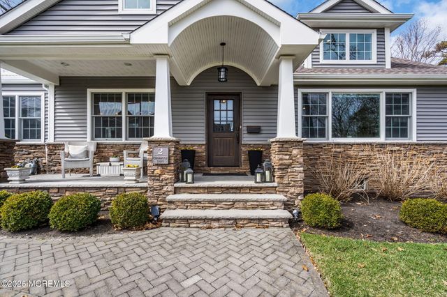 2 Cranmoor Drive, Toms River, NJ 08753