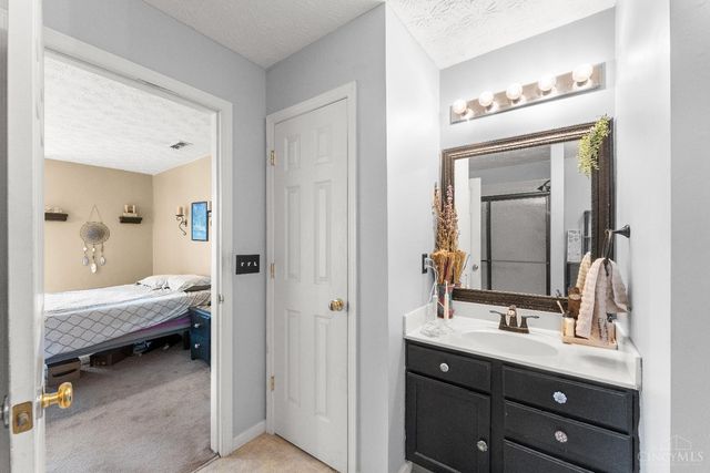 204 Day Place, Trenton, OH 45067