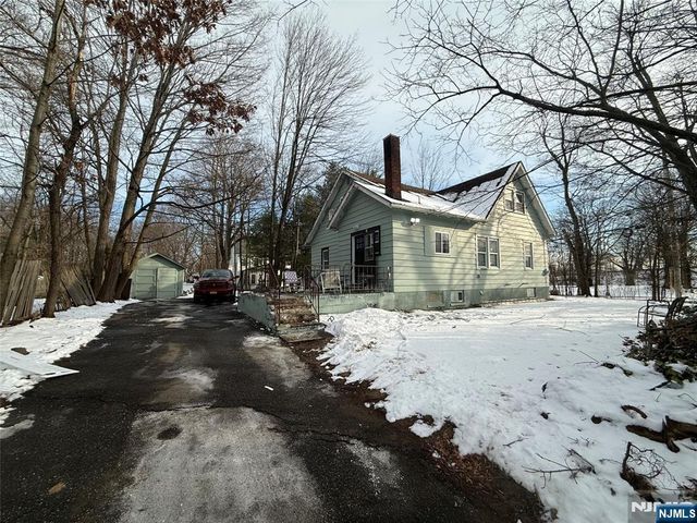 131 W Ramapo Avenue, Mahwah, NJ 07430