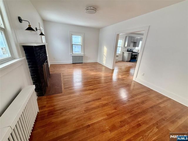 131 W Ramapo Avenue, Mahwah, NJ 07430