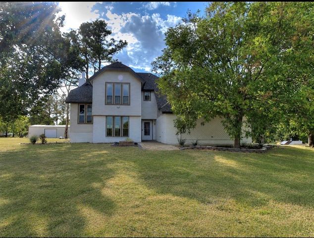 407 E Cedar Street, Tuttle, OK 73089
