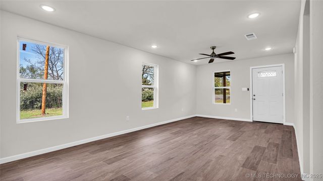 2615 N Rancho Lane, Ardmore, OK 73401