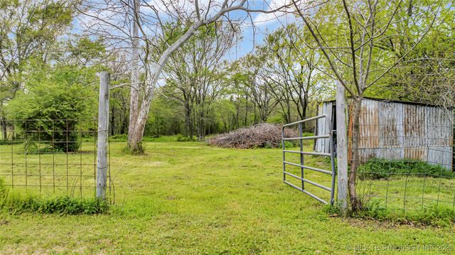 2615 N Rancho Lane, Ardmore, OK 73401