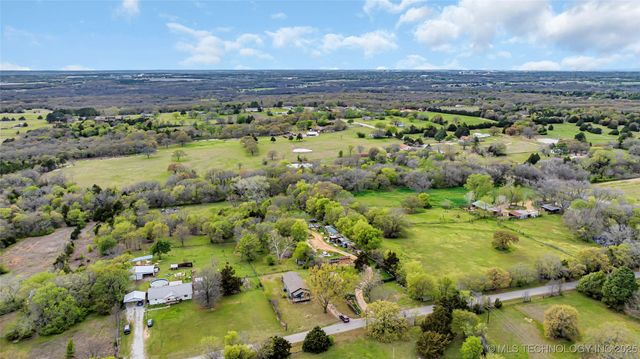 2615 N Rancho Lane, Ardmore, OK 73401