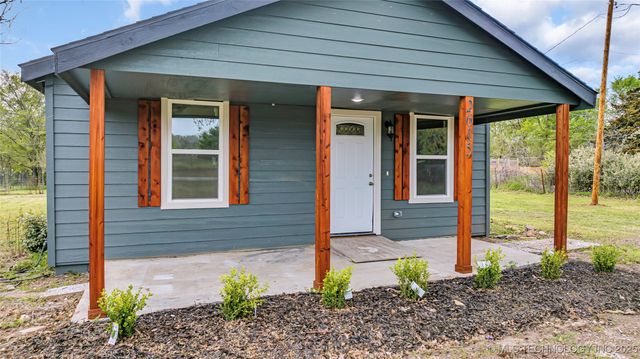 2615 N Rancho Lane, Ardmore, OK 73401