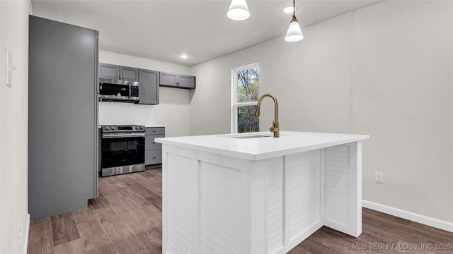 2615 N Rancho Lane, Ardmore, OK 73401