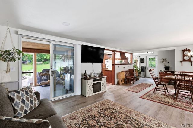 5840 Pierson Road, Manlius, NY 13066