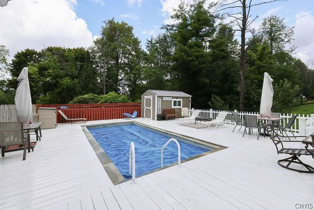 5840 Pierson Road, Manlius, NY 13066