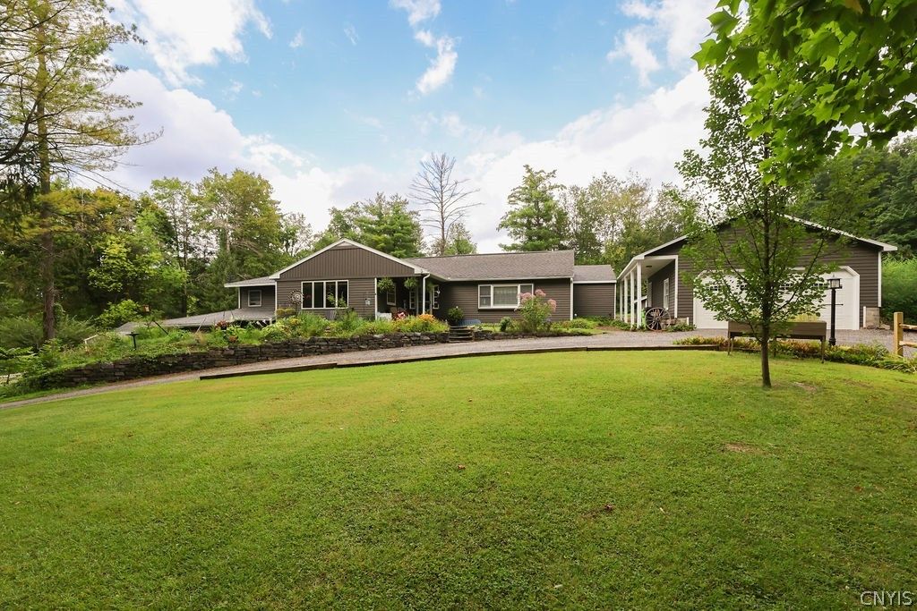 5840 Pierson Road, Manlius, NY 13066