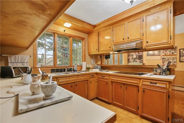 7216 Woodchuck Hill Road, Manlius, NY 13066