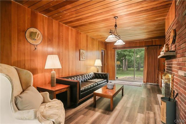 7216 Woodchuck Hill Road, Manlius, NY 13066