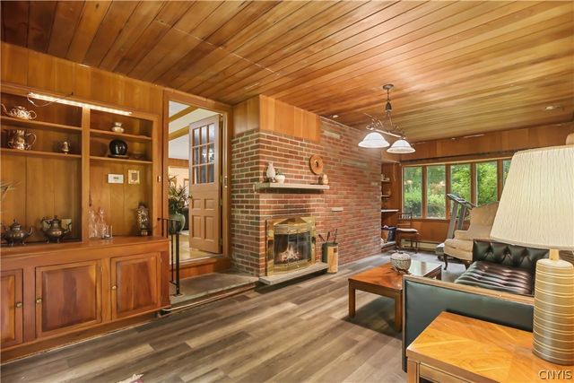 7216 Woodchuck Hill Road, Manlius, NY 13066