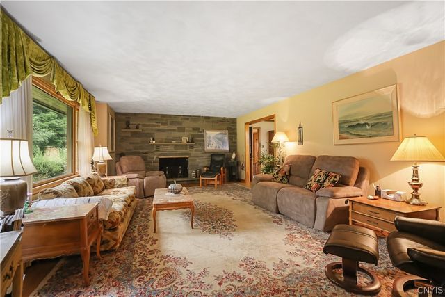 7216 Woodchuck Hill Road, Manlius, NY 13066