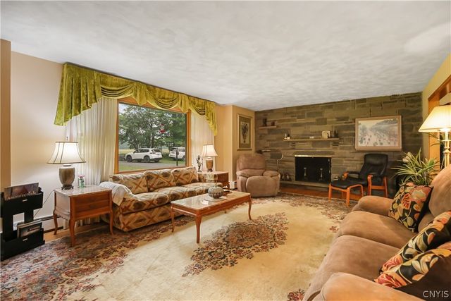 7216 Woodchuck Hill Road, Manlius, NY 13066