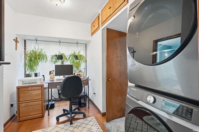 273 EMS R4 Lane, Pierceton, IN 46562