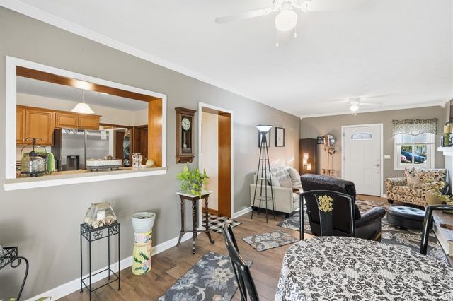 273 EMS R4 Lane, Pierceton, IN 46562