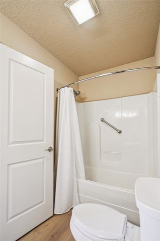 2787 NW 154th Court, Clive, IA 50325