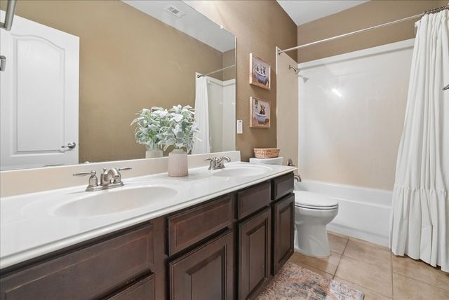 2605 Greyhawk Drive, Little Elm, TX 75068