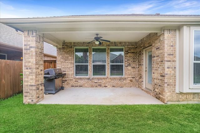 2605 Greyhawk Drive, Little Elm, TX 75068