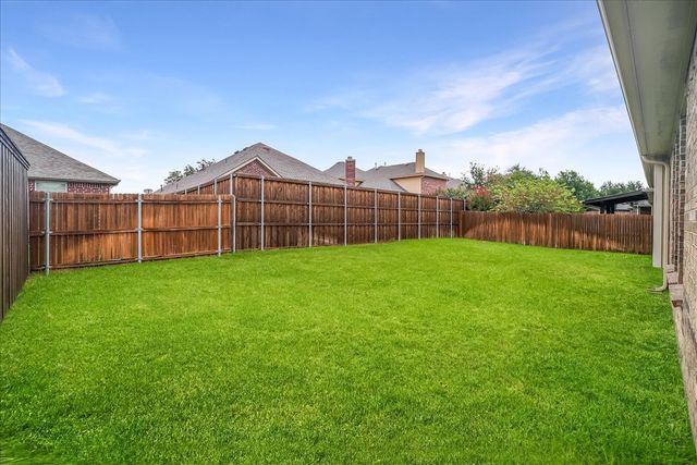 2605 Greyhawk Drive, Little Elm, TX 75068