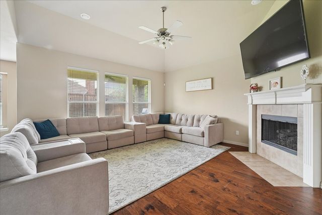 2605 Greyhawk Drive, Little Elm, TX 75068