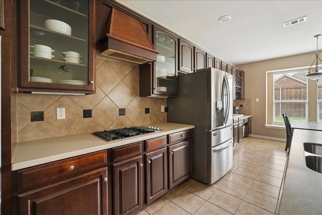 2605 Greyhawk Drive, Little Elm, TX 75068