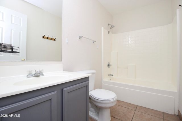 667 W Jardin Drive, Casa Grande, AZ 85122