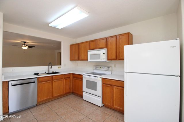 667 W Jardin Drive, Casa Grande, AZ 85122